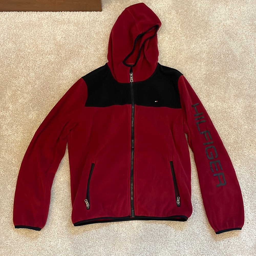 Tommy Hilfiger zip up sweatshirt Size Small (fits like a medium)